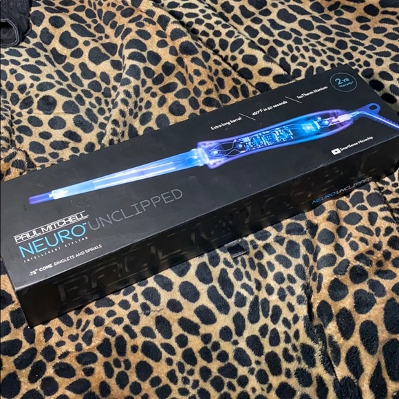 Styling wand